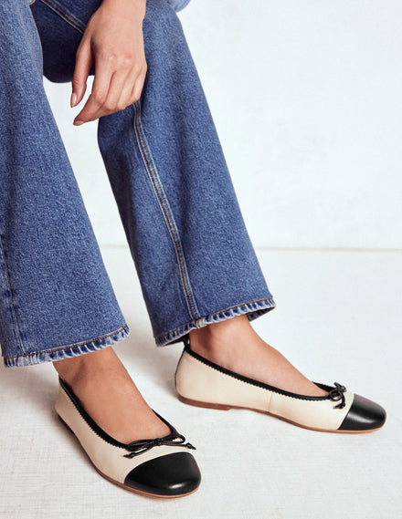 Kitty Flexi Sole Ballet Pumps-Ecru/Black