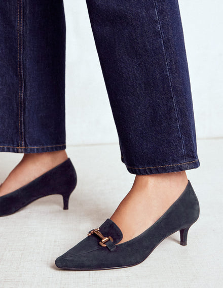 Iris Heel Snaffle Point Loafer-Navy