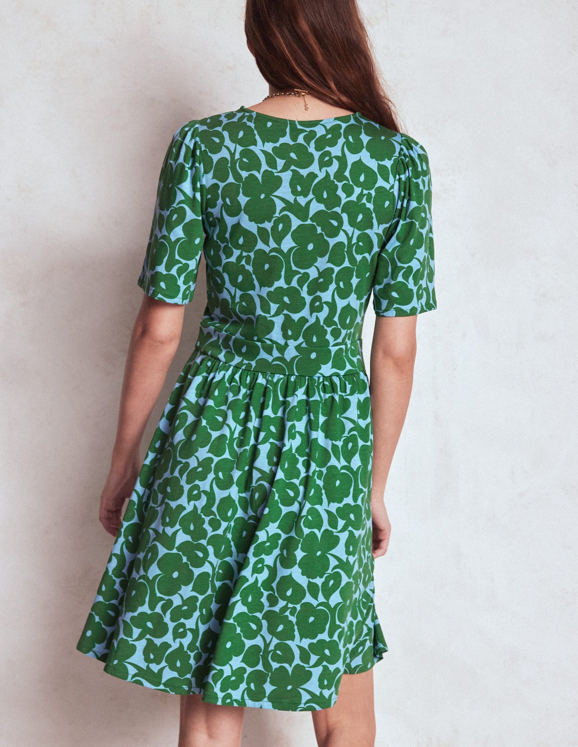 Louisa Short Jersey Dress-Highland Green, Leafy Grove-3