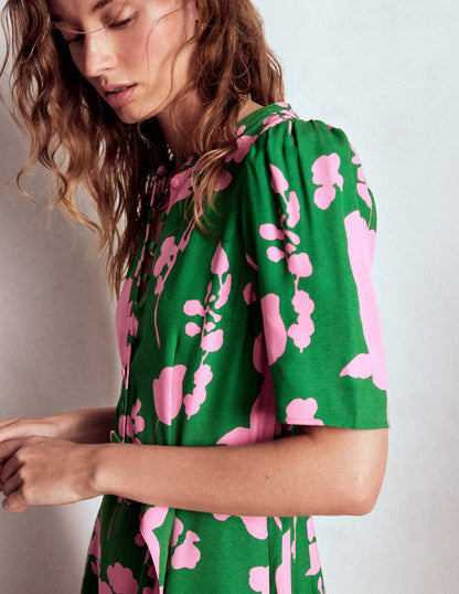 Kate Puff Sleeve Belted Dress-Highland Green, Dainty Sprigs-4