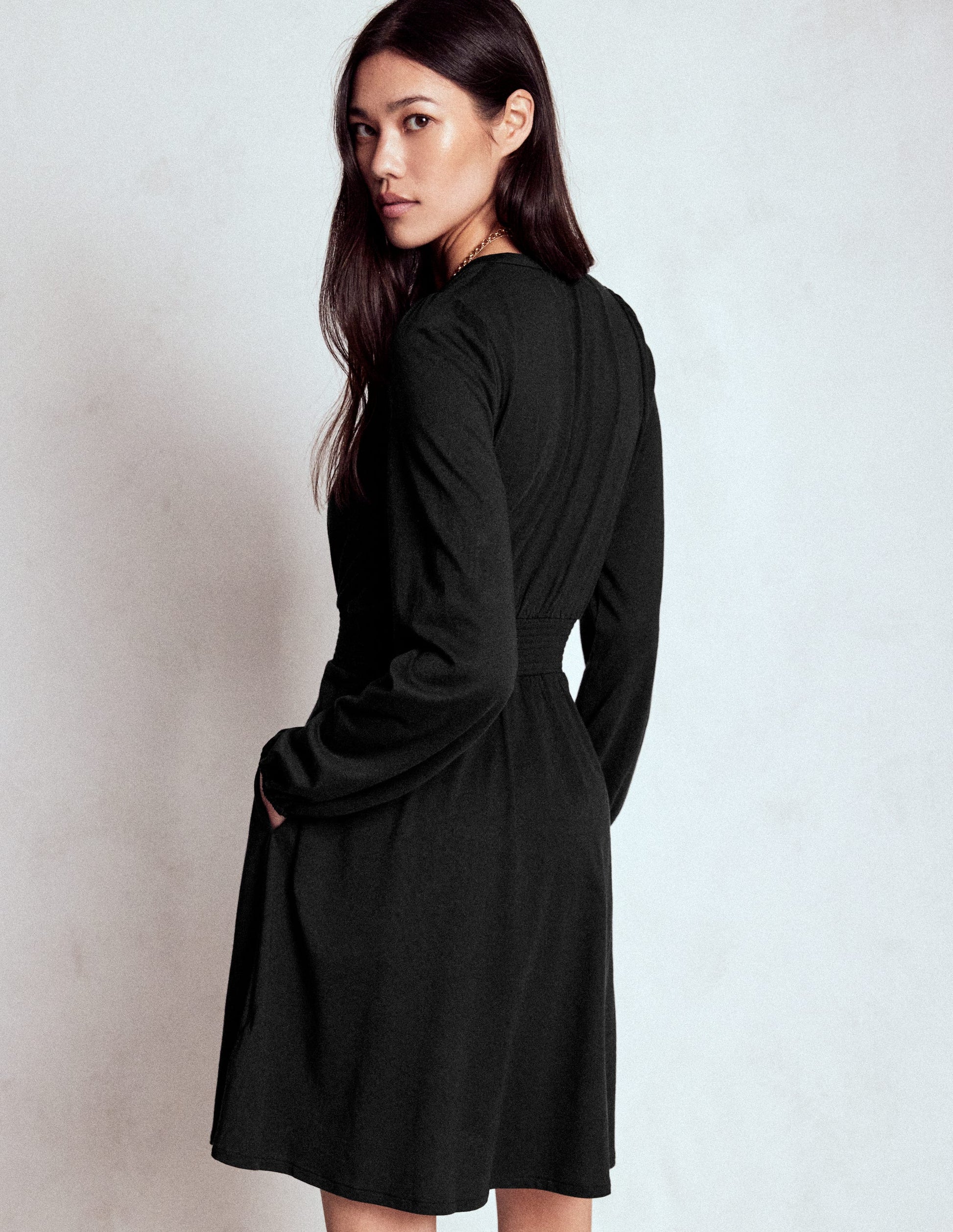 Sarah Short Jersey Dress-Black-3