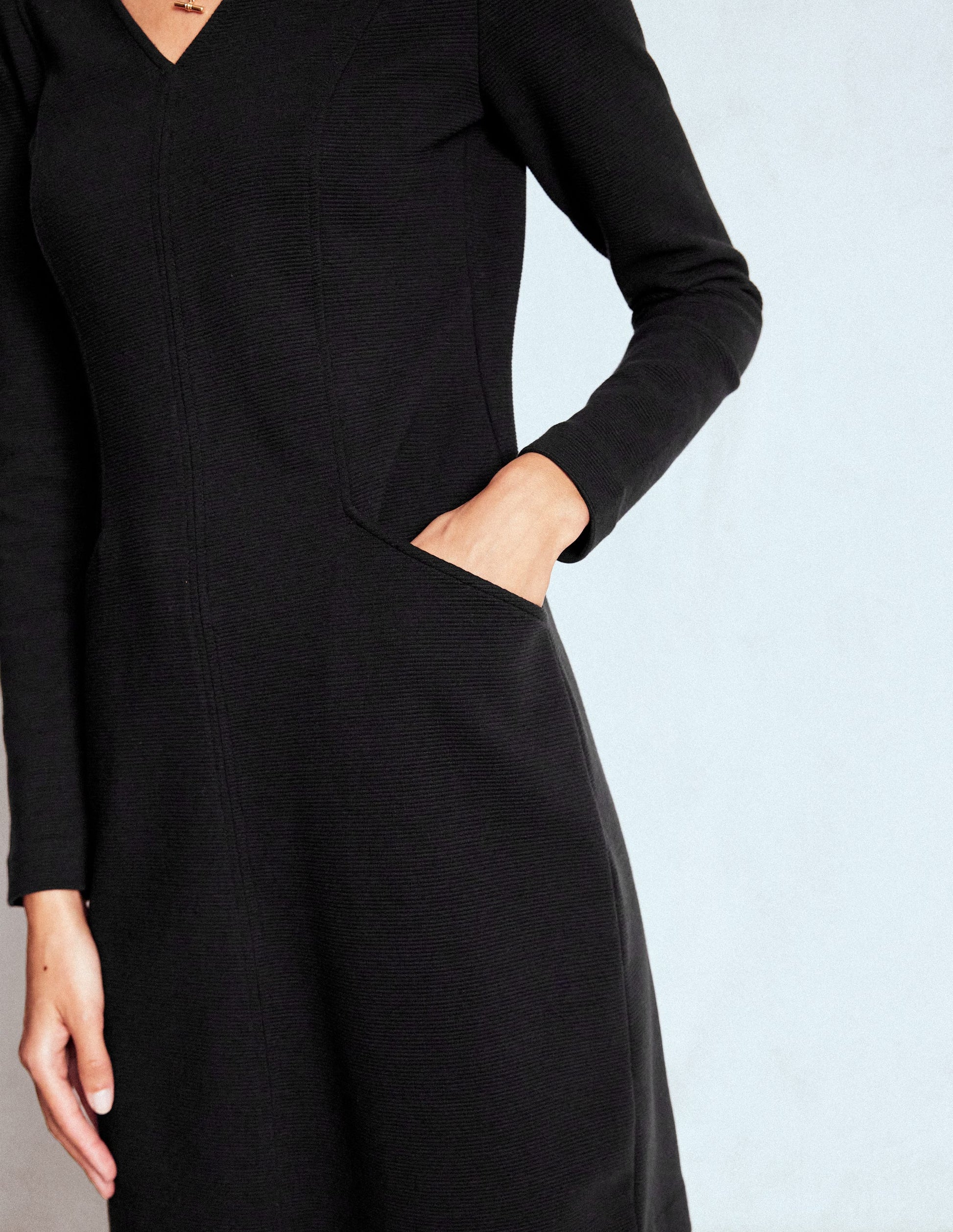 Ellen V-neck Ottoman Dress-Black-2
