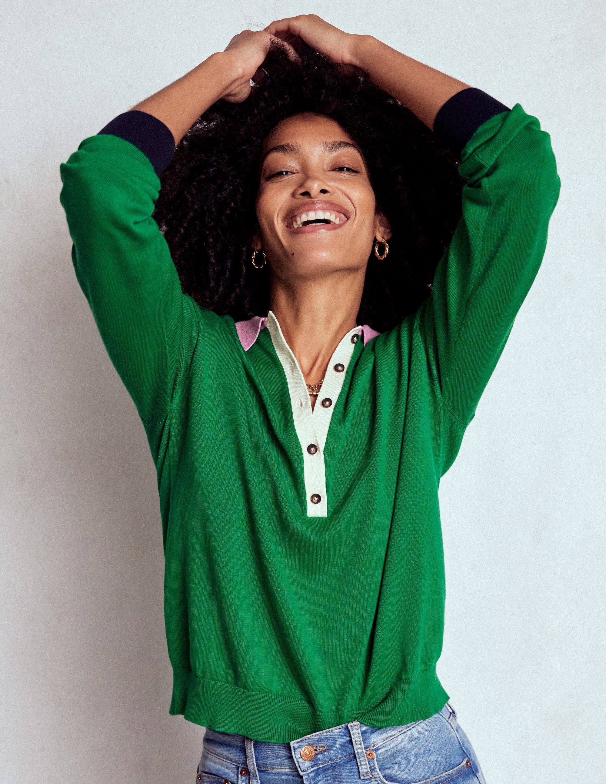 Lara Cotton Henley Jumper-Rich Emerald Colour Block - Image 1