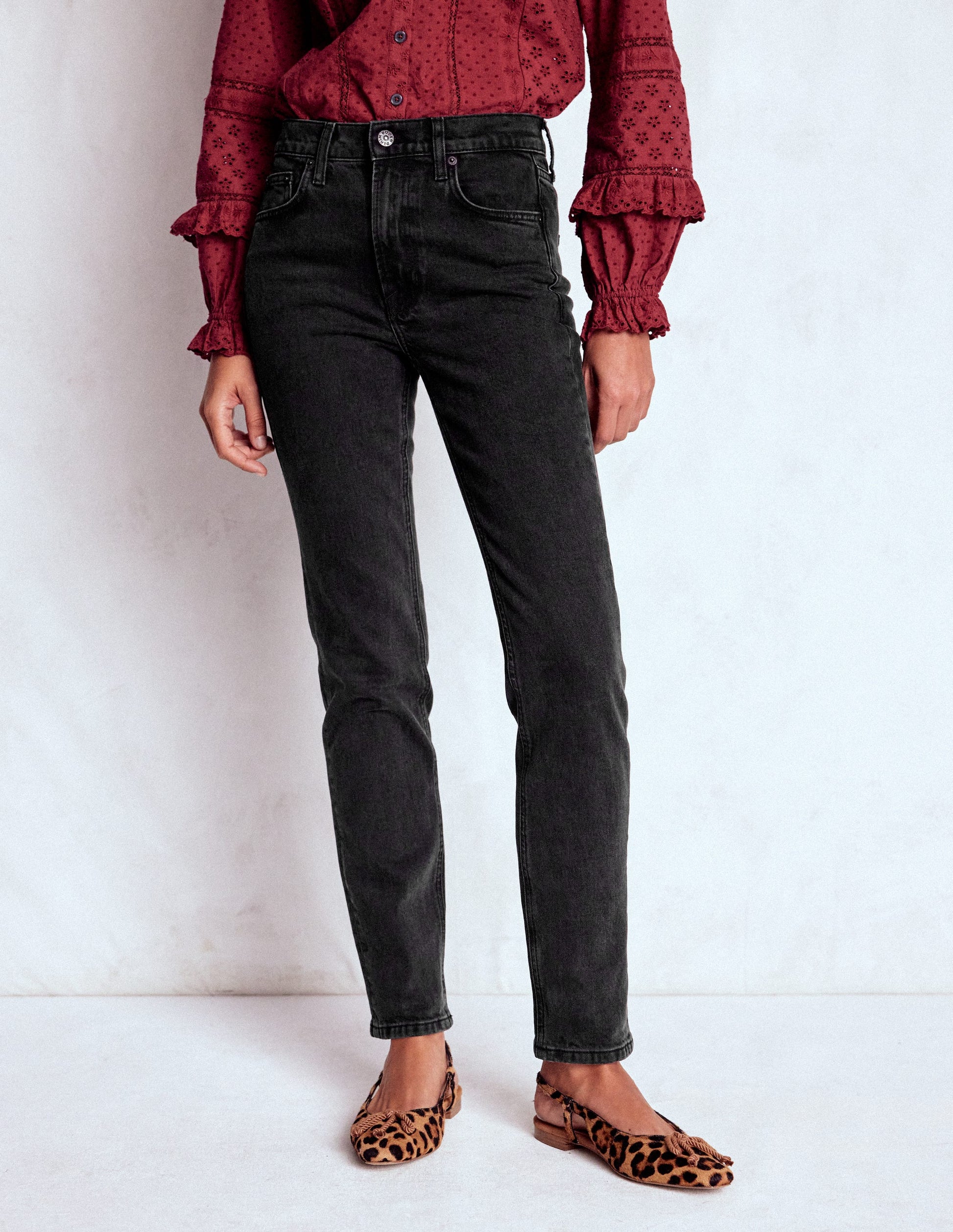 Girlfriend Jeans-Washed Black-4