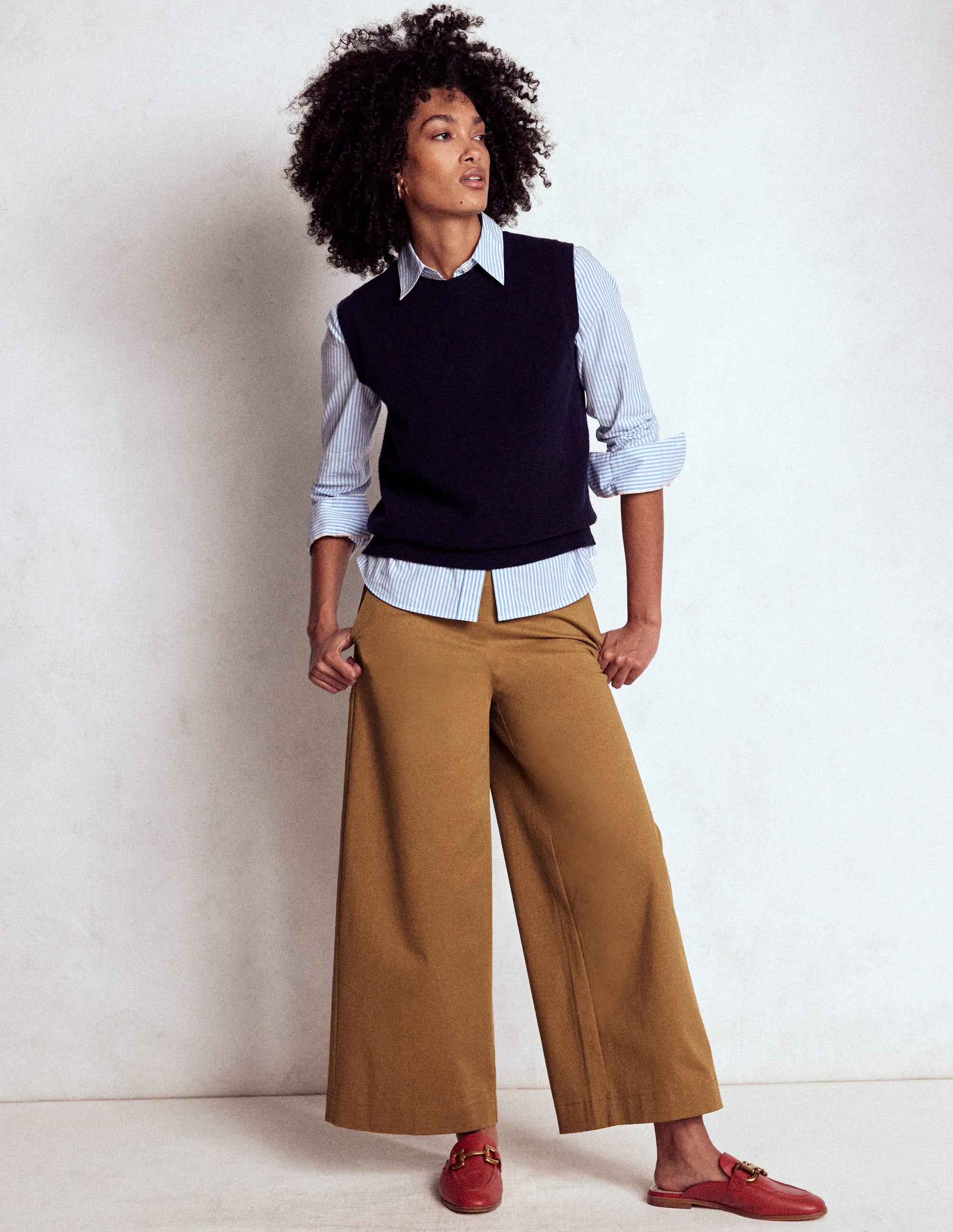 Pull-on Cropped Trousers-Hazelnut Brown - Image 1