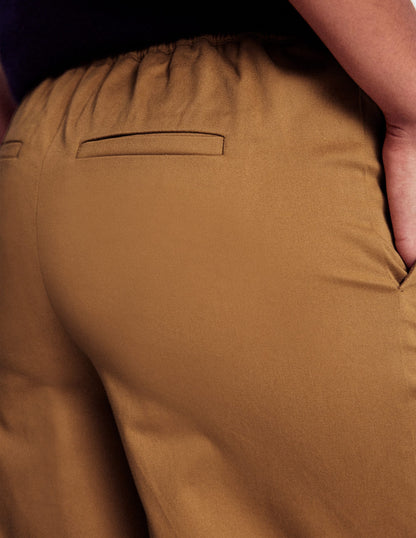 Pull-on Cropped Trousers-Hazelnut Brown-2