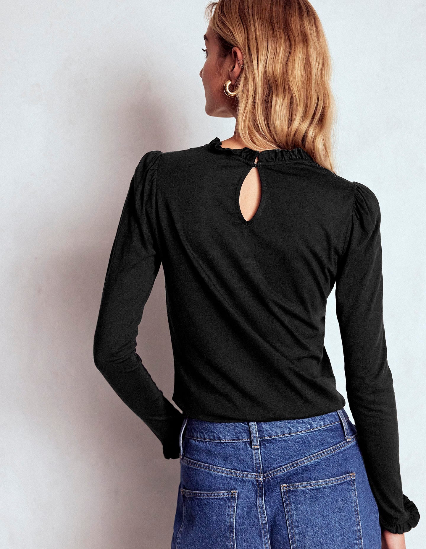 Supersoft Frill Detail Top-Black