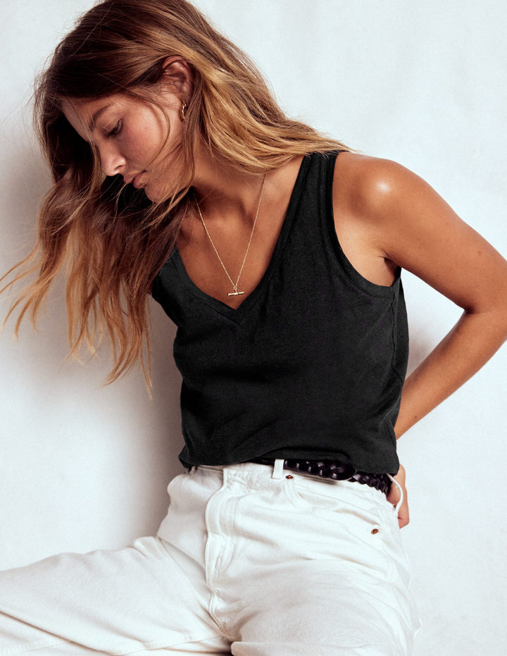 Regular V-Neck Slub Vest-Black