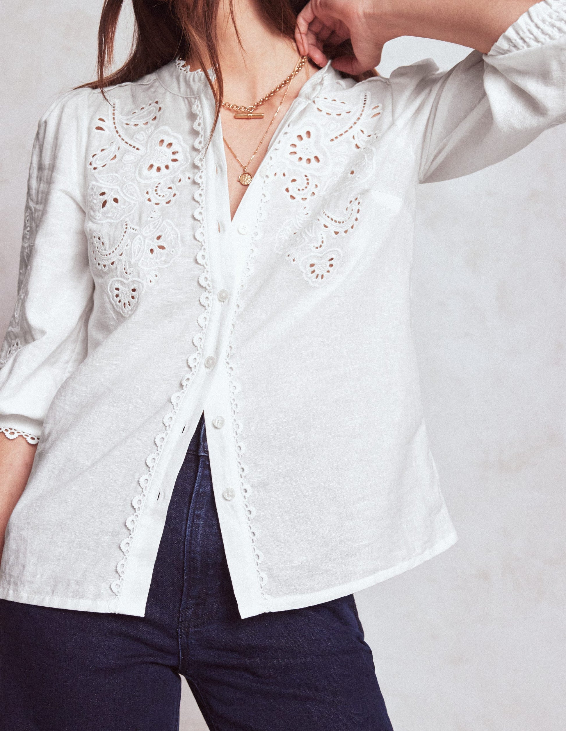 Alicia Cutwork Linen Top-White, Cutwork Embroidery-2