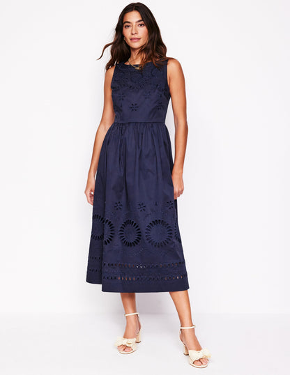 Lauren Broderie Midi Dress-Navy-4