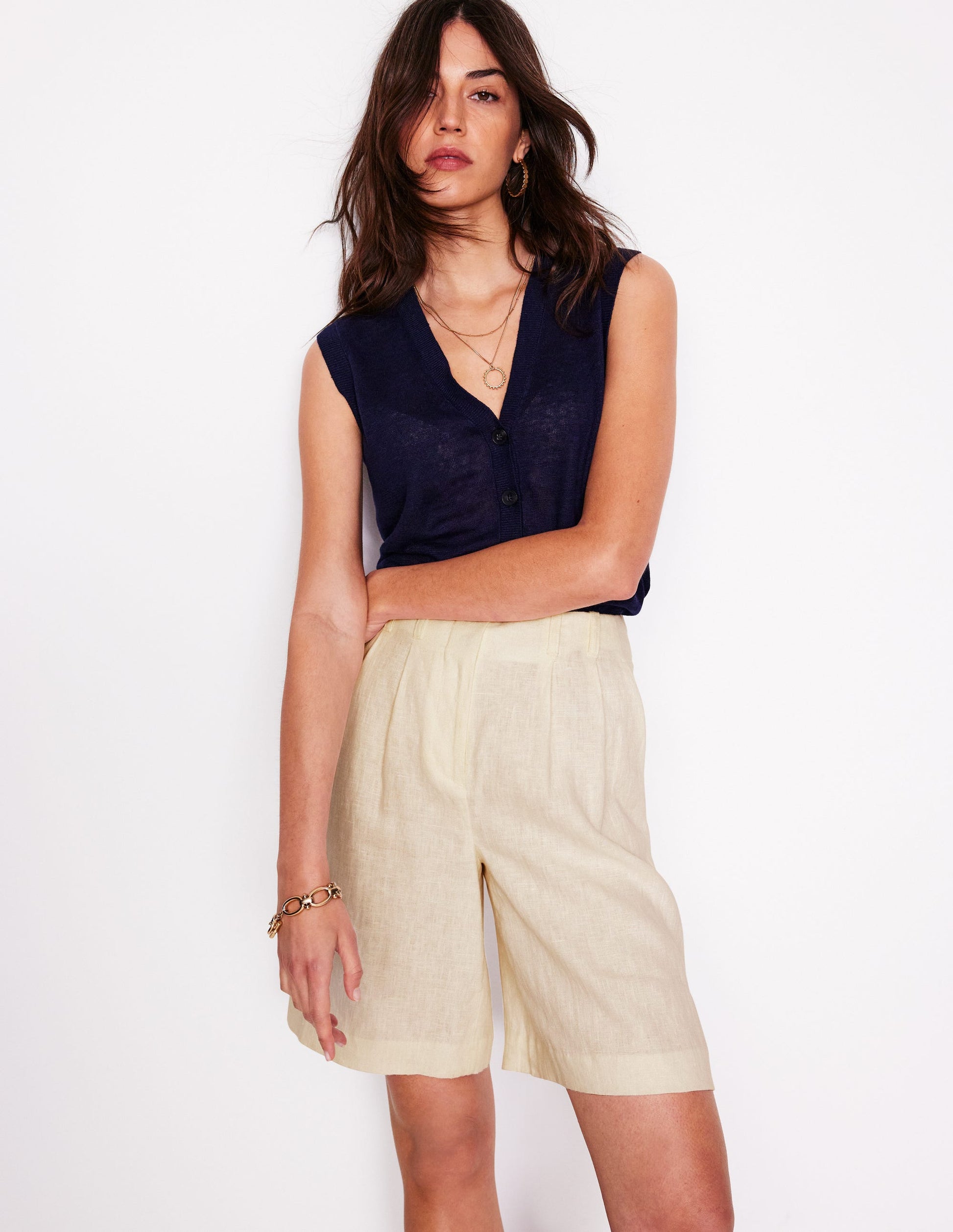 Pleat Linen Wide Leg Shorts-Ivory-1
