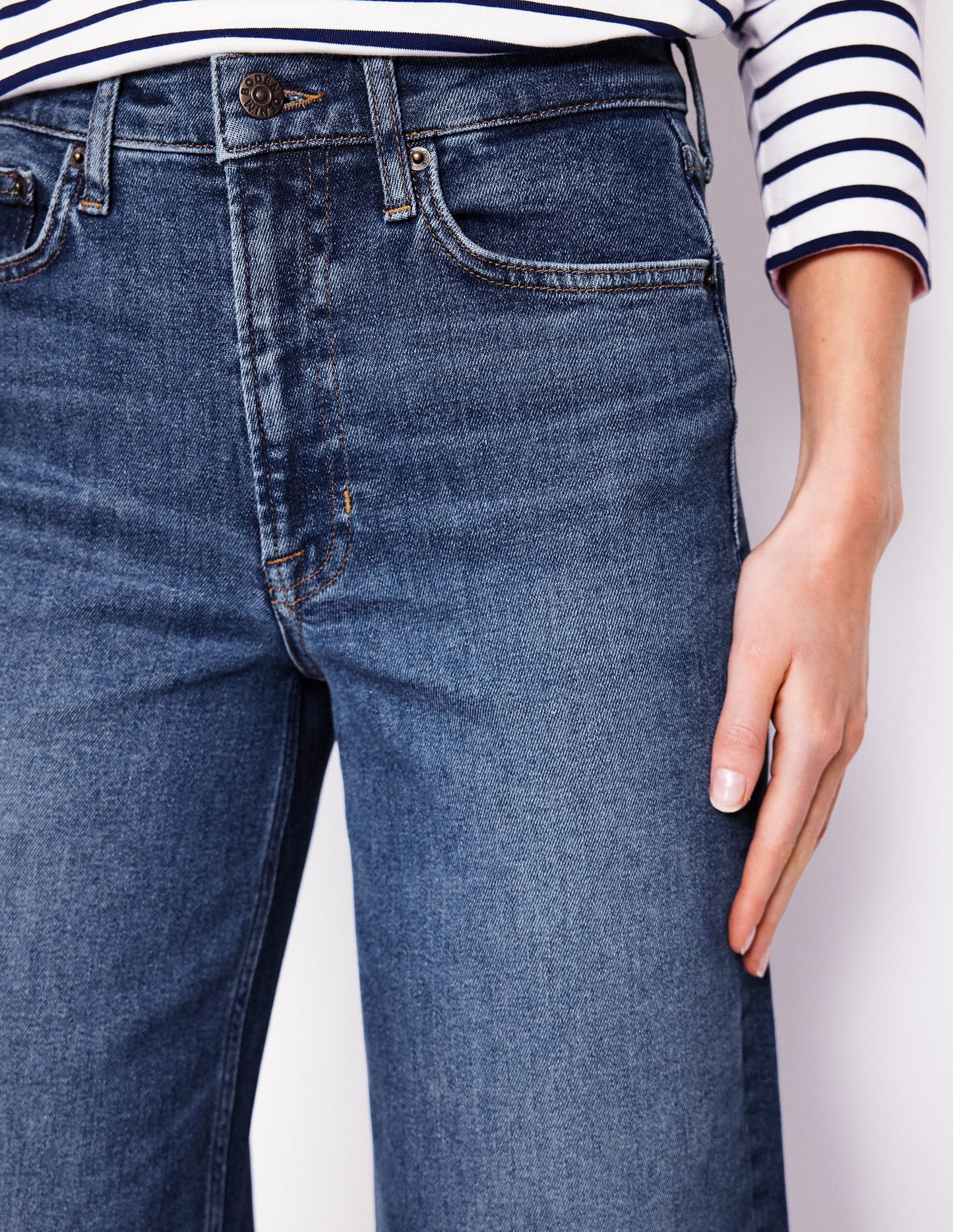 High Rise Wide Crop Jeans-Mid Vintage