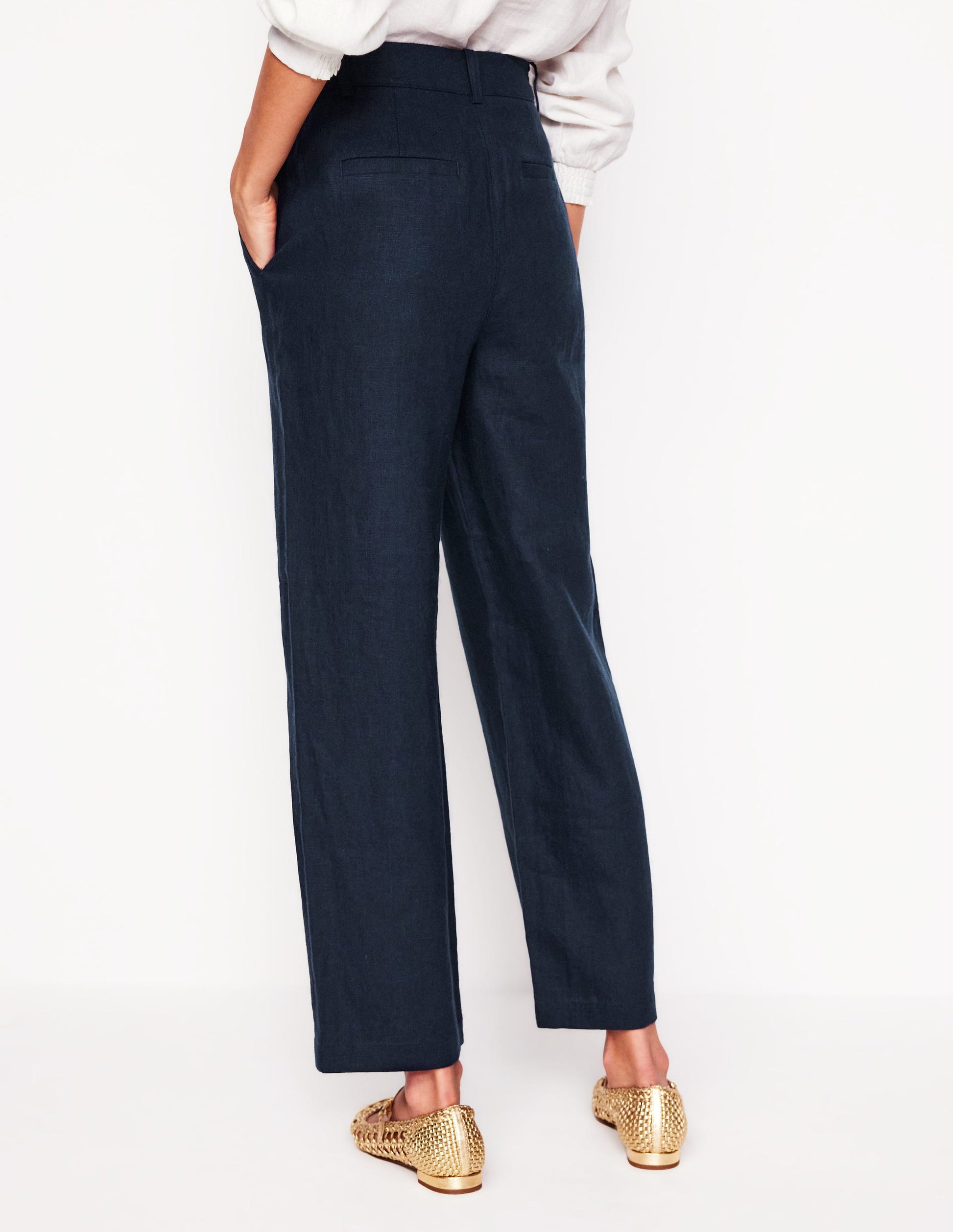Westbourne Crop Linen Trousers-Navy-3