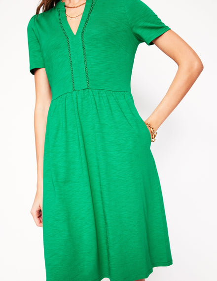 Naomi Short Sleeve Dress-Rich Emerald