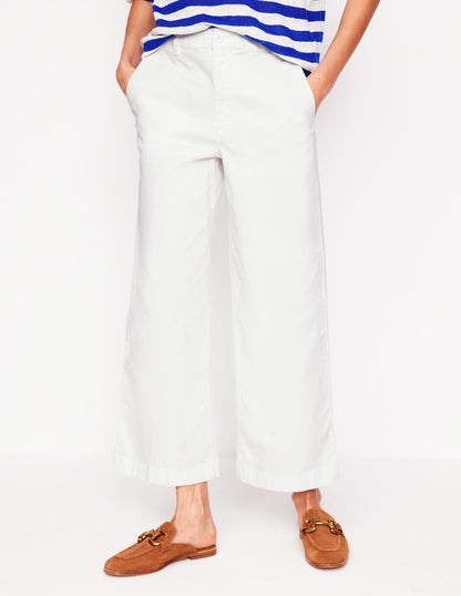 Barnsbury Crop Chino Trousers-White