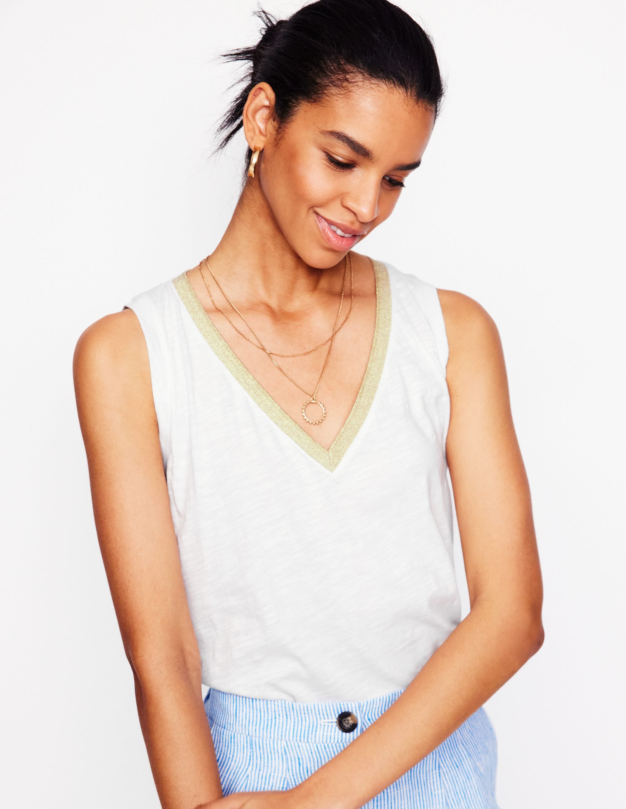 Metallic Trim V Neck Vest-White - Image 4