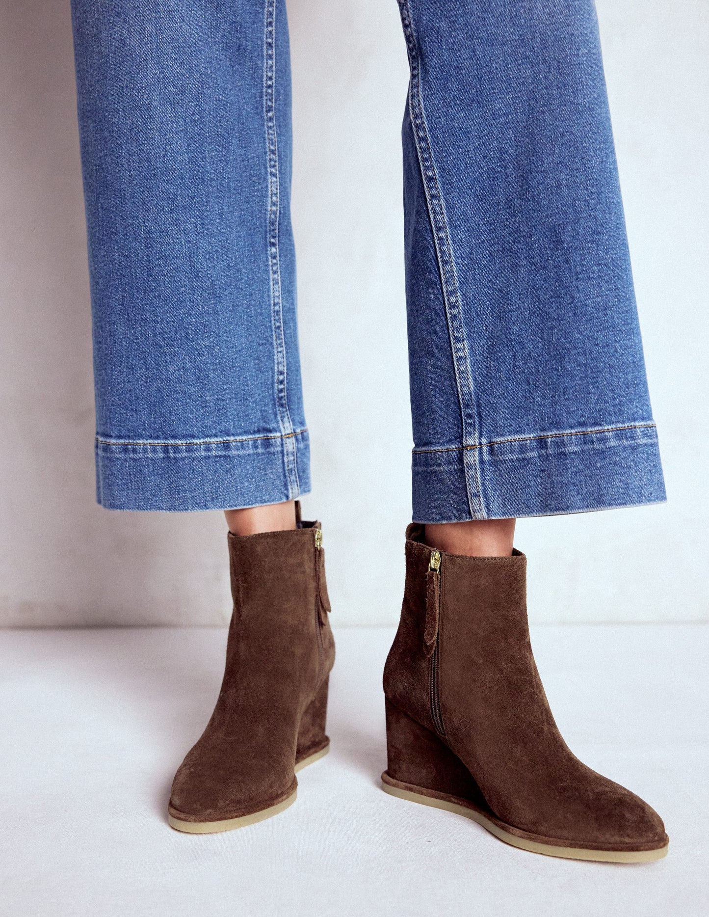 Smart Wedge Boots-Bitter Chocolate