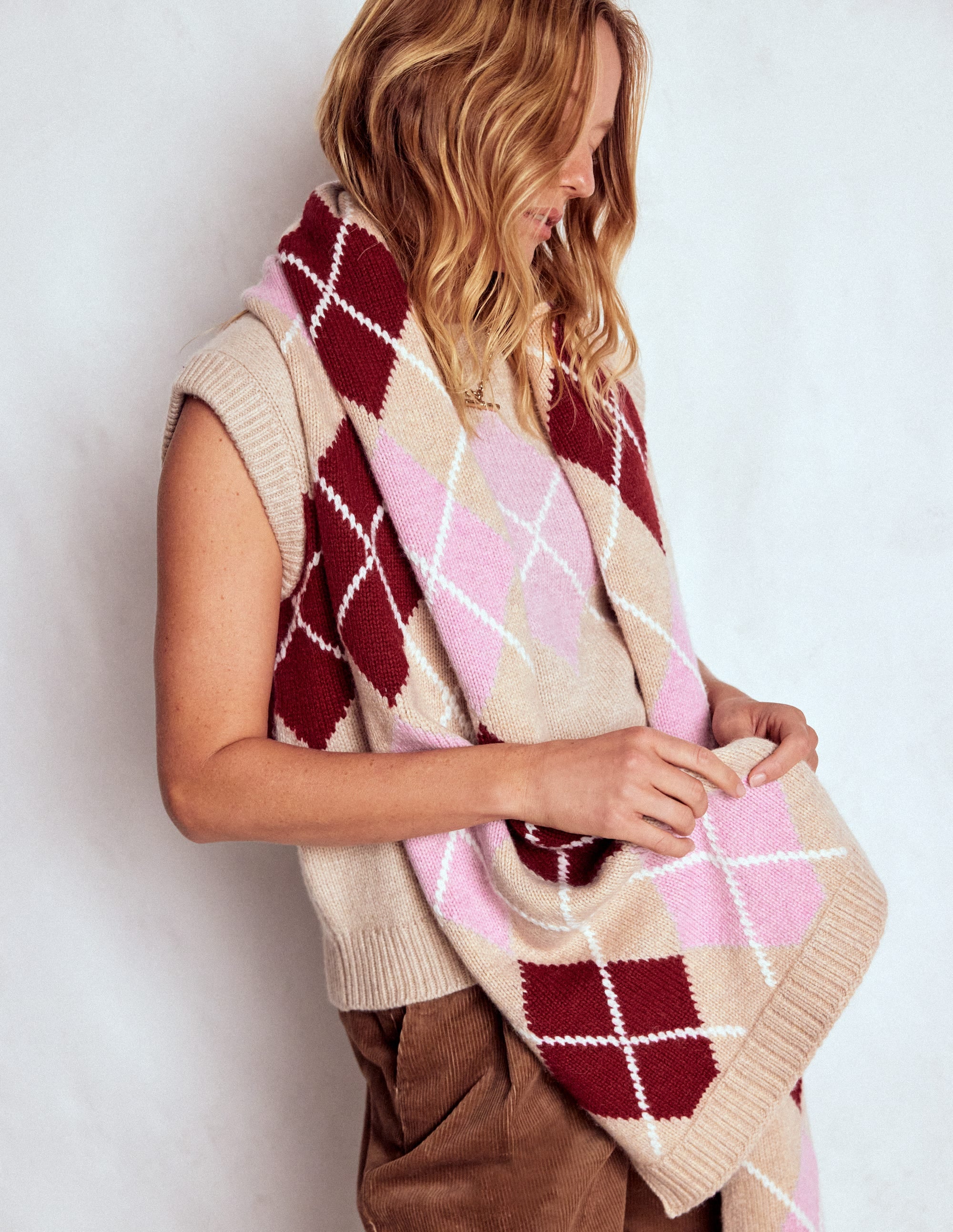 Argyle Scarf-Burgundy - Image 4