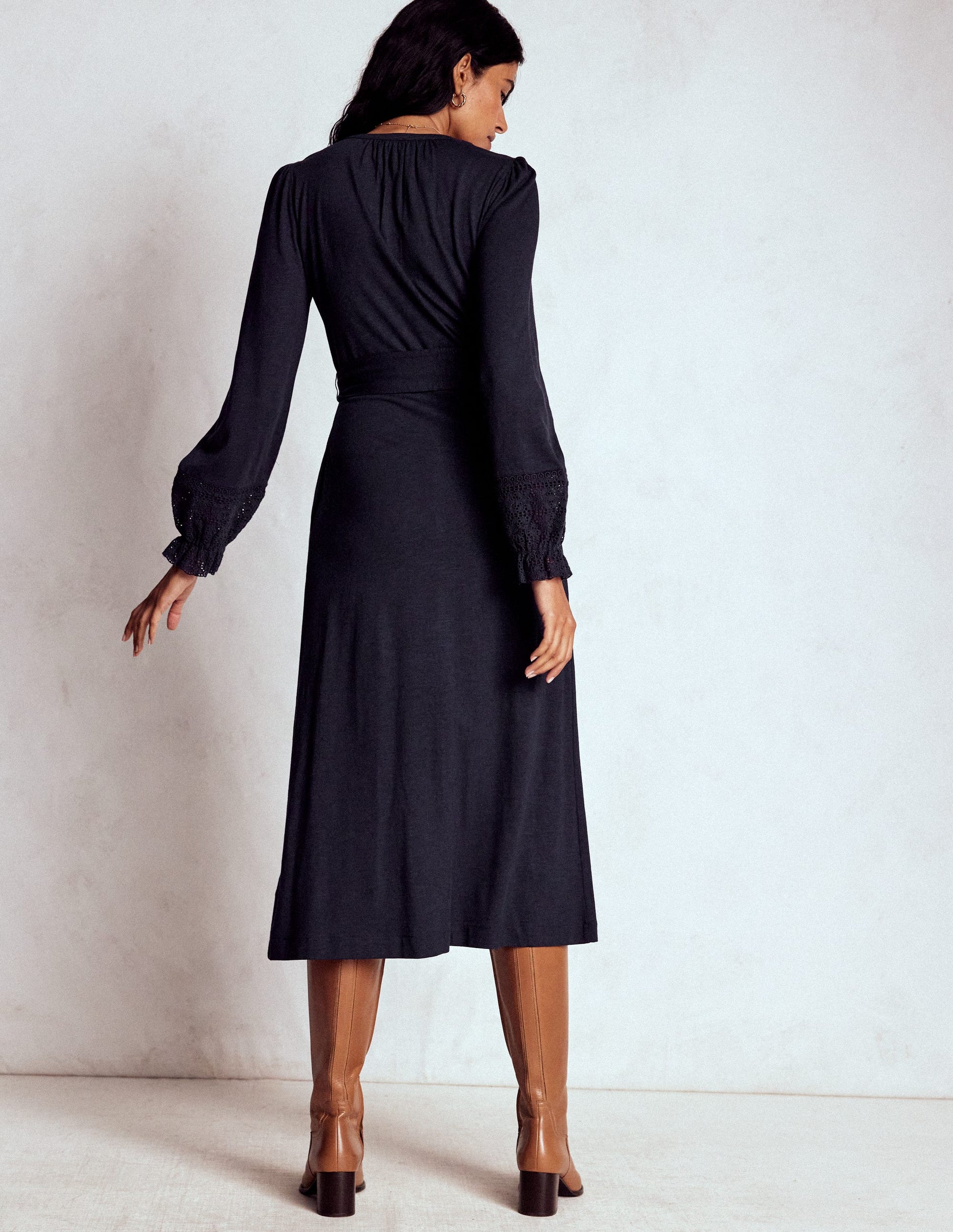Pippa Broderie Jersey Dress-Navy-4