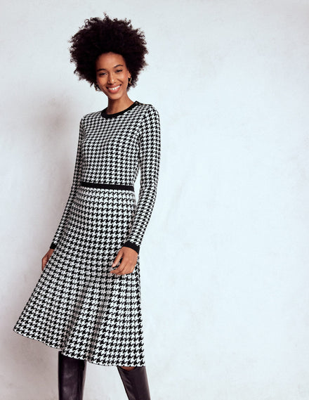Maria Button Knitted Dress-Black and Ivory Dogstooth