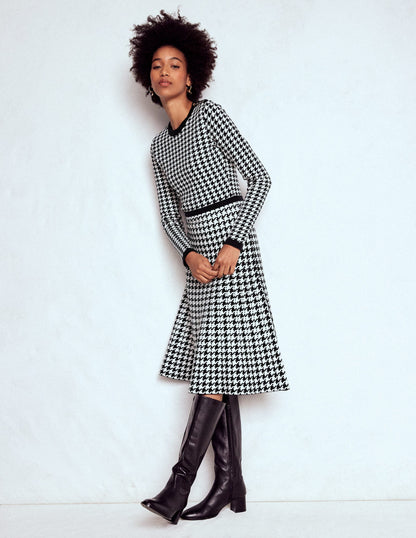 Maria Button Knitted Dress-Black and Ivory Dogstooth-5