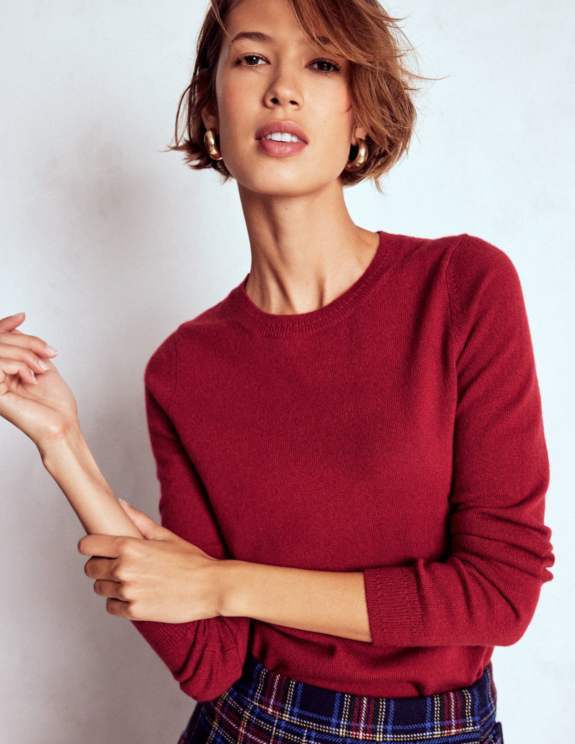 Eva Cashmere Crew Neck Jumper-Red Liquorice-5