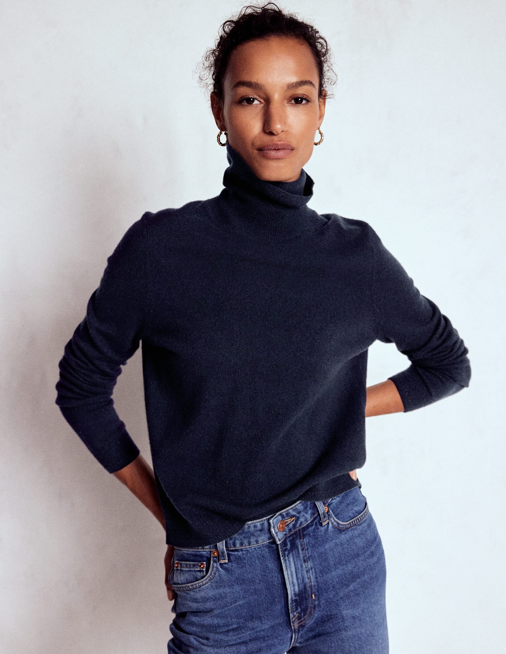 Eva Cashmere Roll Neck Jumper-Navy - Image 4
