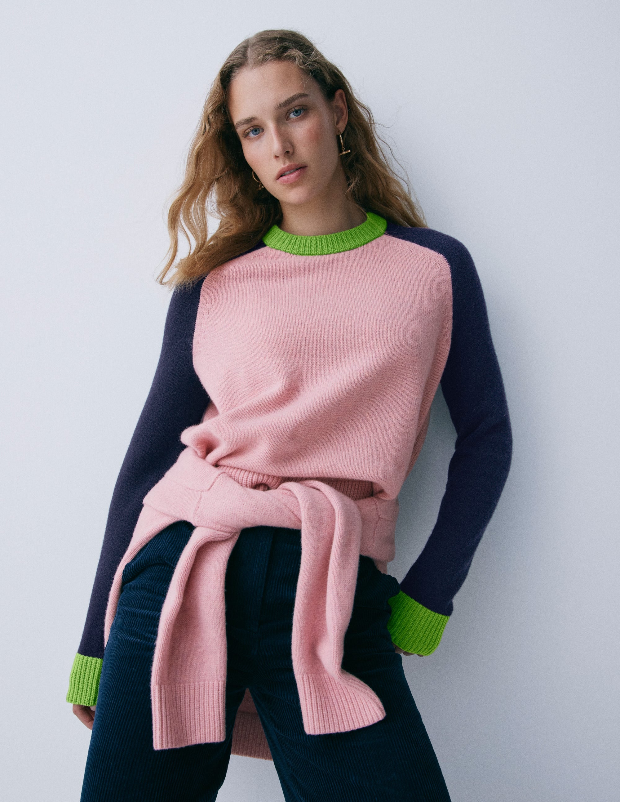 Marion Merino Jumper-French Pink, Navy Colour Block - Image 5
