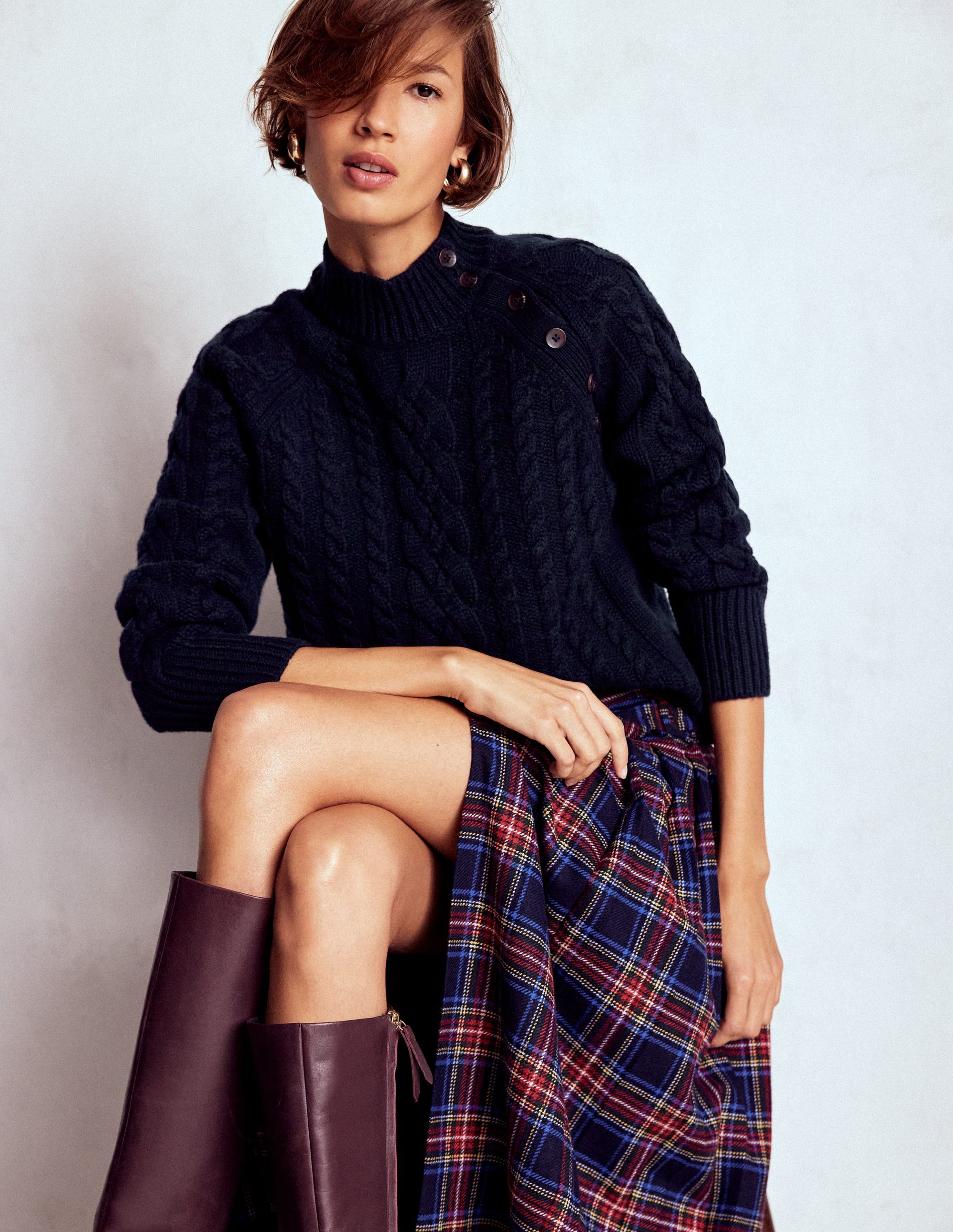 Amara Merino Cable Jumper-Navy - Image 1