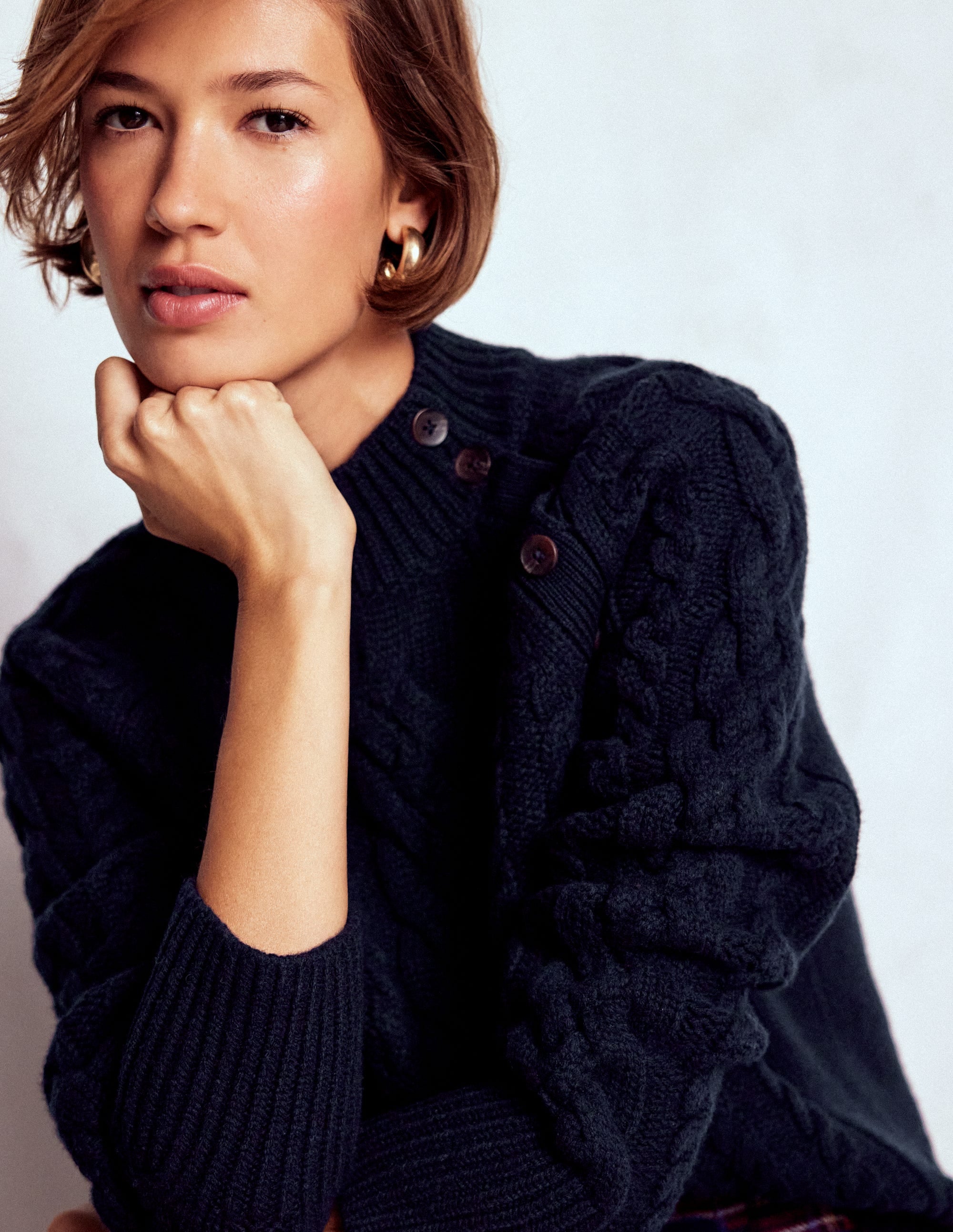 Amara Merino Cable Jumper-Navy - Image 2