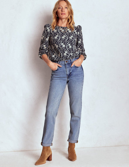 Girlfriend Jeans-Light Vintage