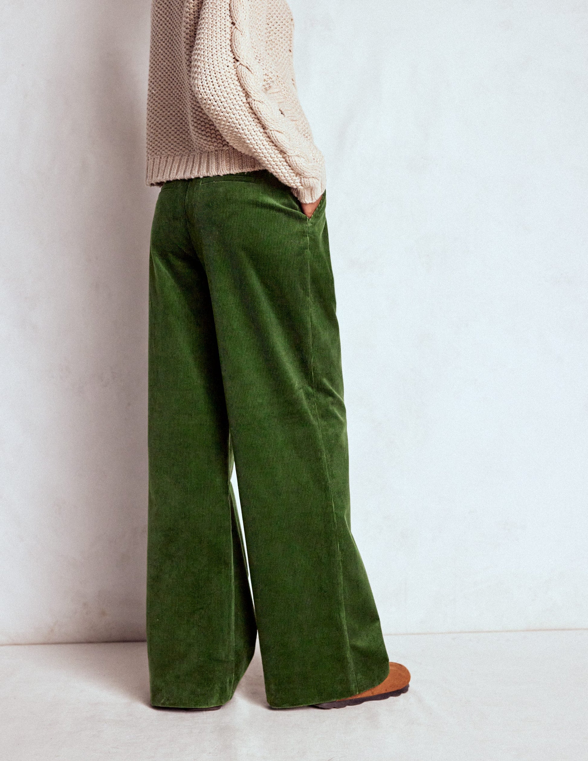 Kensington Cord Trousers-Green Fir-4