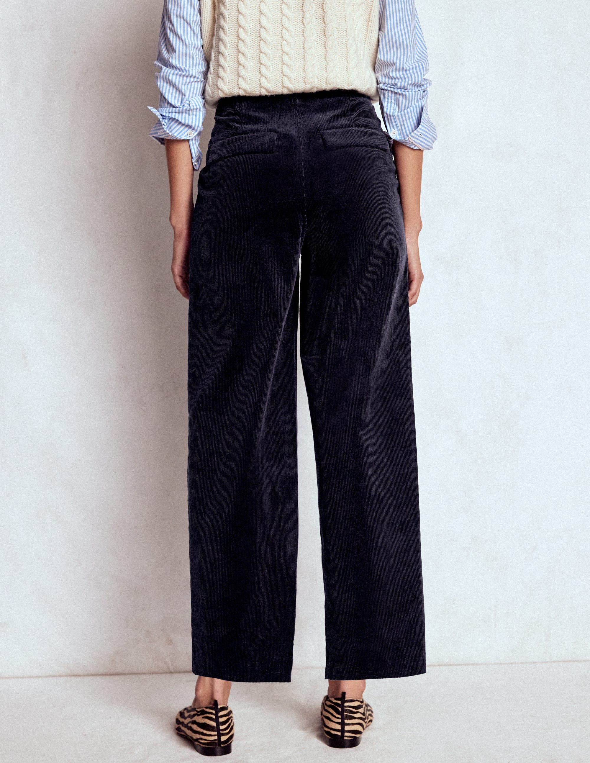 Bloomsbury Cord Trousers-NAVY - Image 3