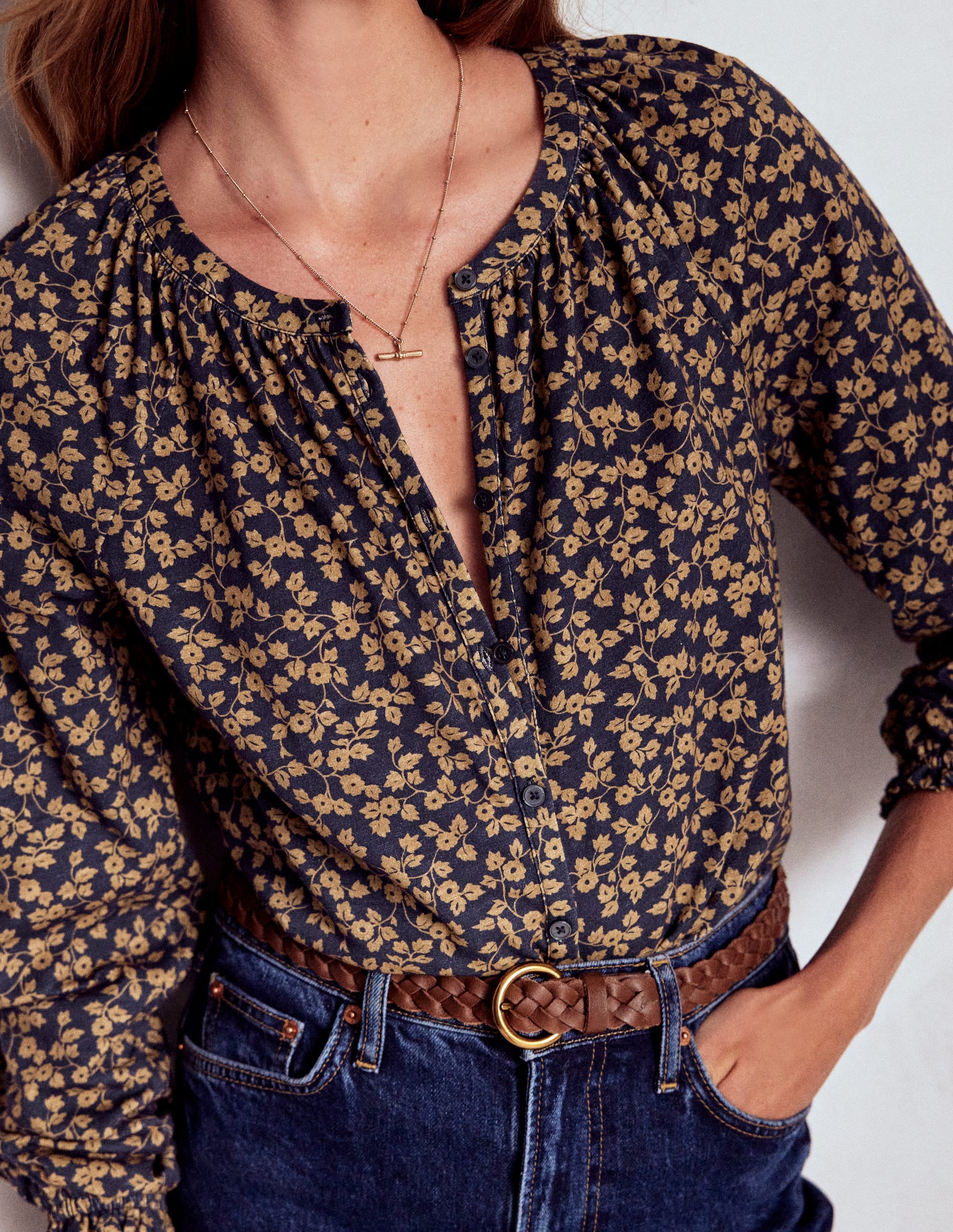Isla Long Sleeve Jersey Shirt-Hazelnut Brown, Delicate Vine - Image 2