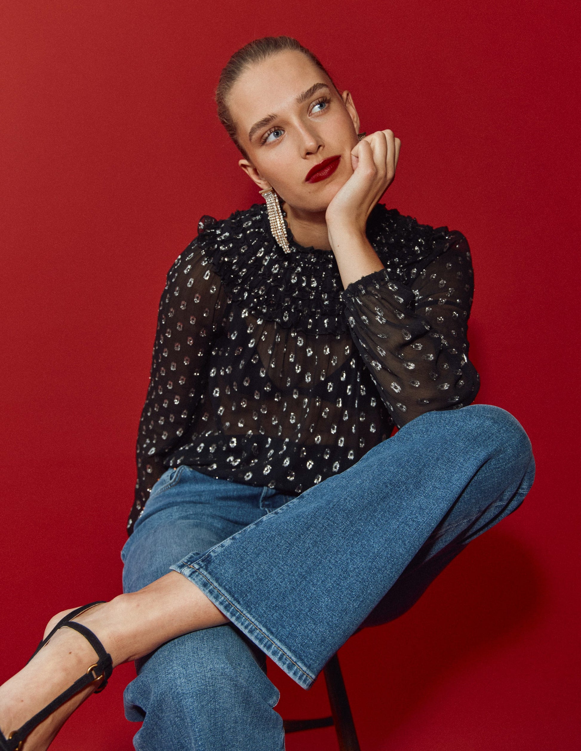 Metallic Ruffle Collar Top-Black, Lurex Clip-1