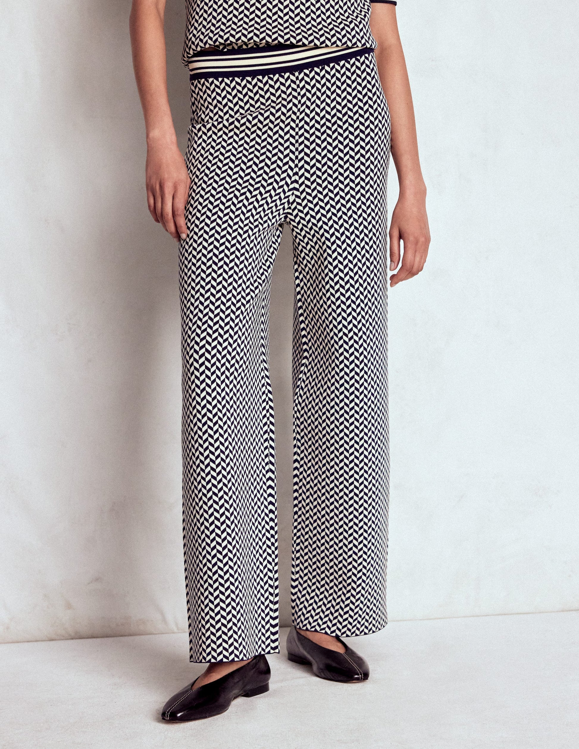 Jacquard Knitted Trousers-Geo Navy and Ivory Jacquard-4
