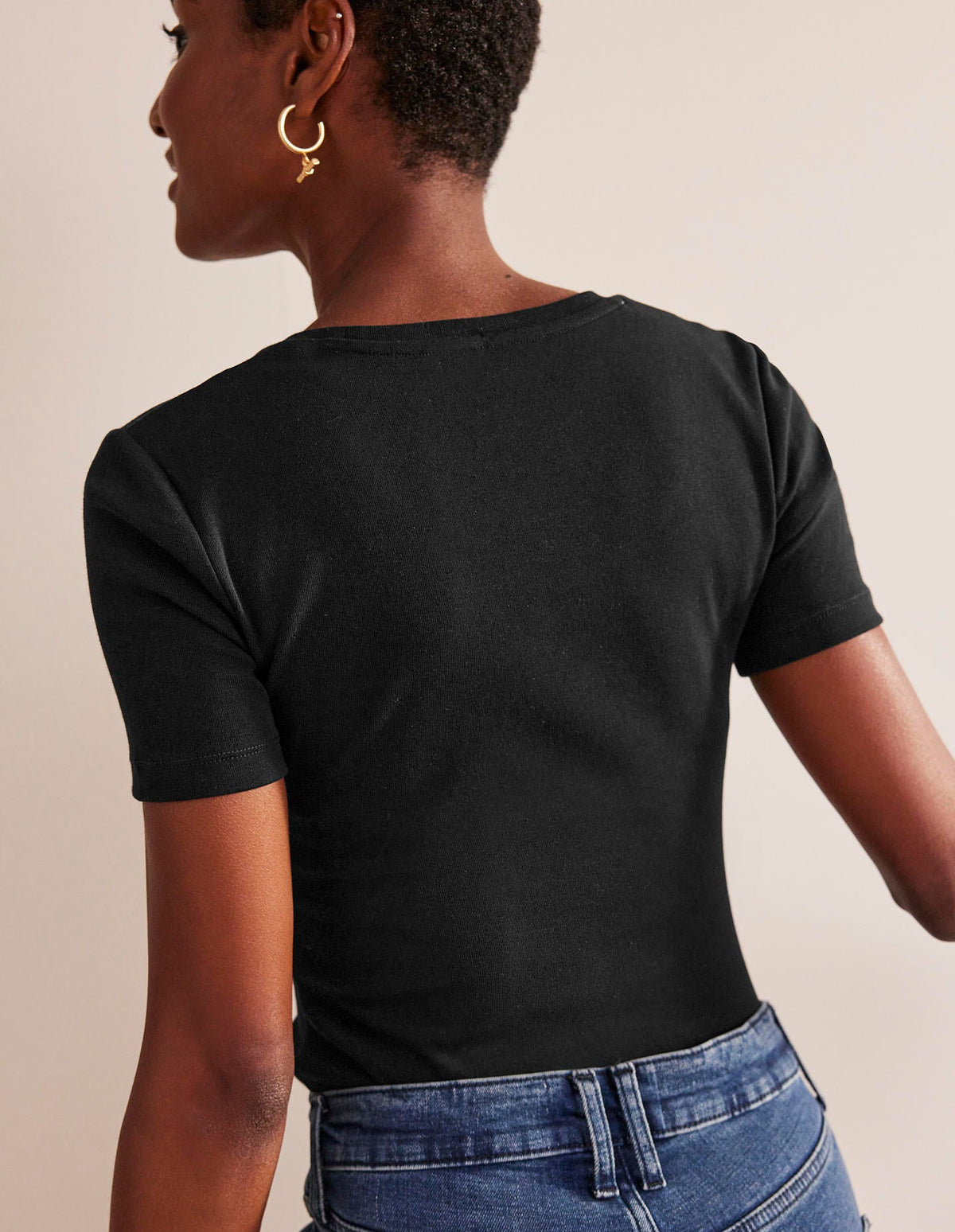 Essential Jersey T-Shirt-Black - Image 3