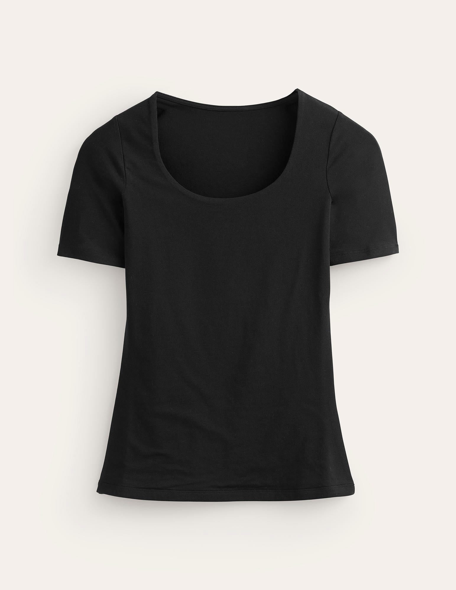 Double Layer Scoop T-shirt-Black-5