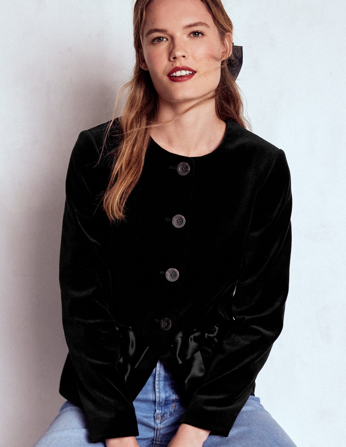 Hampstead Velvet Blazer-Black