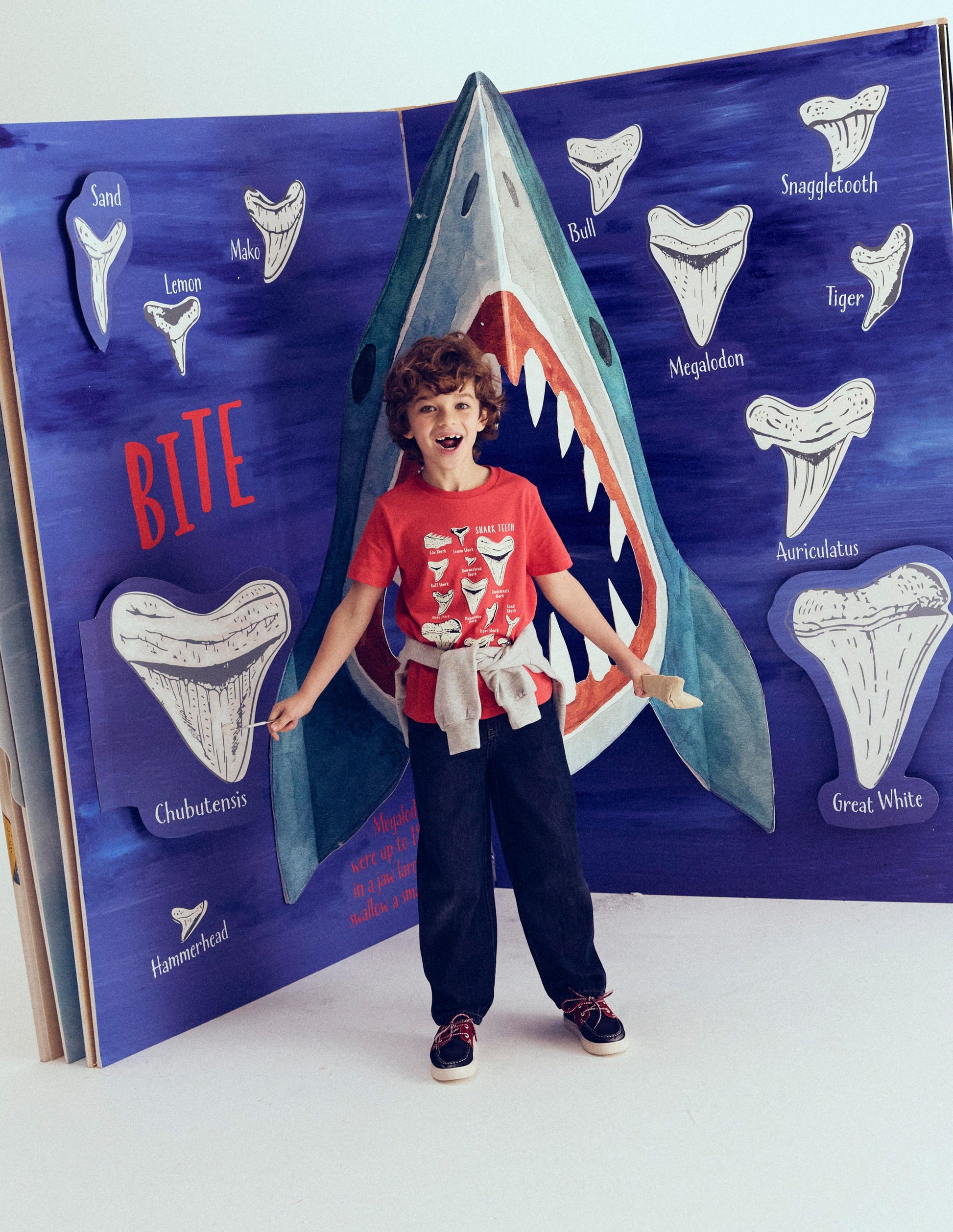 Glow-In-The-Dark T-shirt-Hot Coral Sharks Teeth-4
