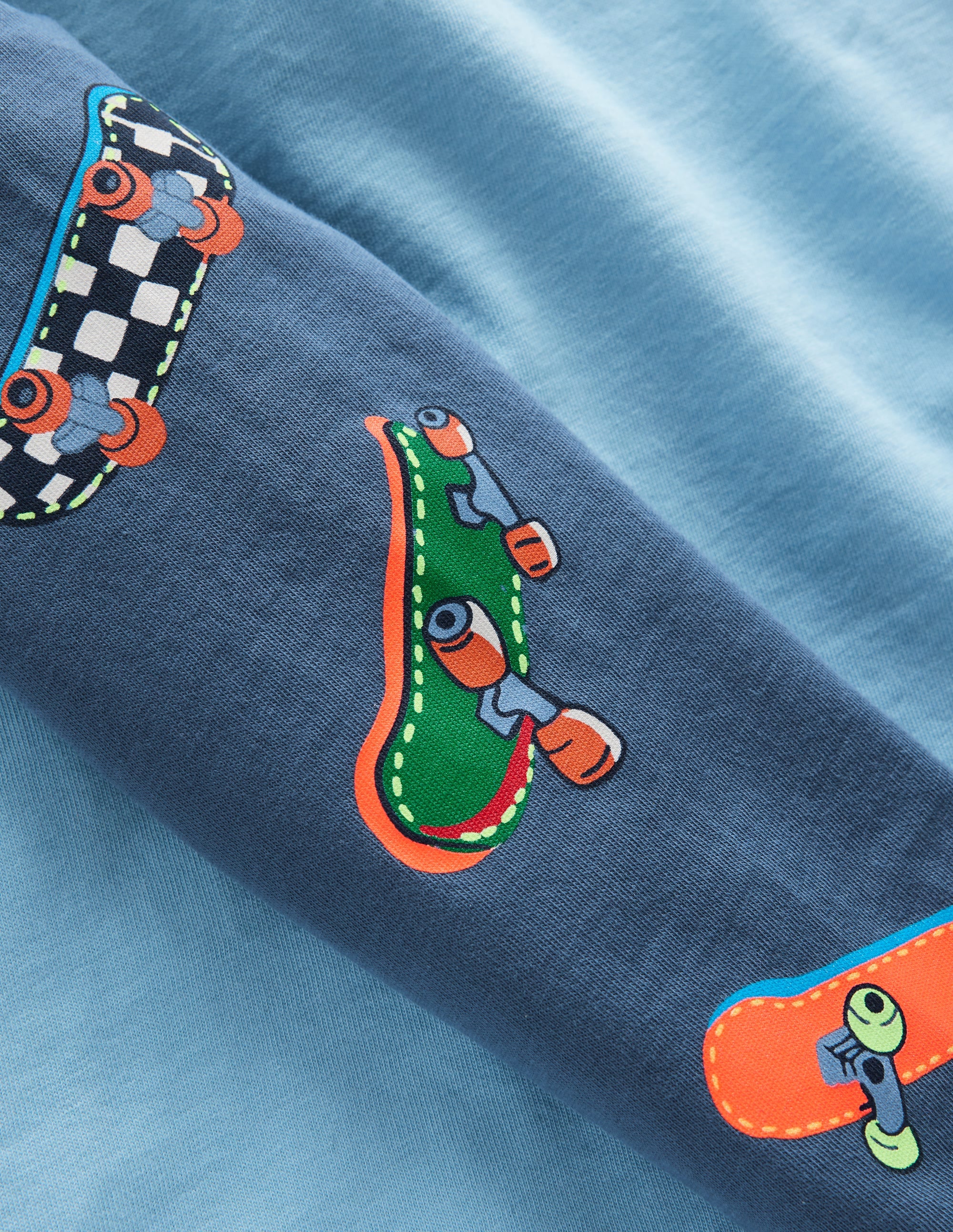 Printed Sleeve Raglan T-shirt-Blue Weekend Skateboards - Image 5
