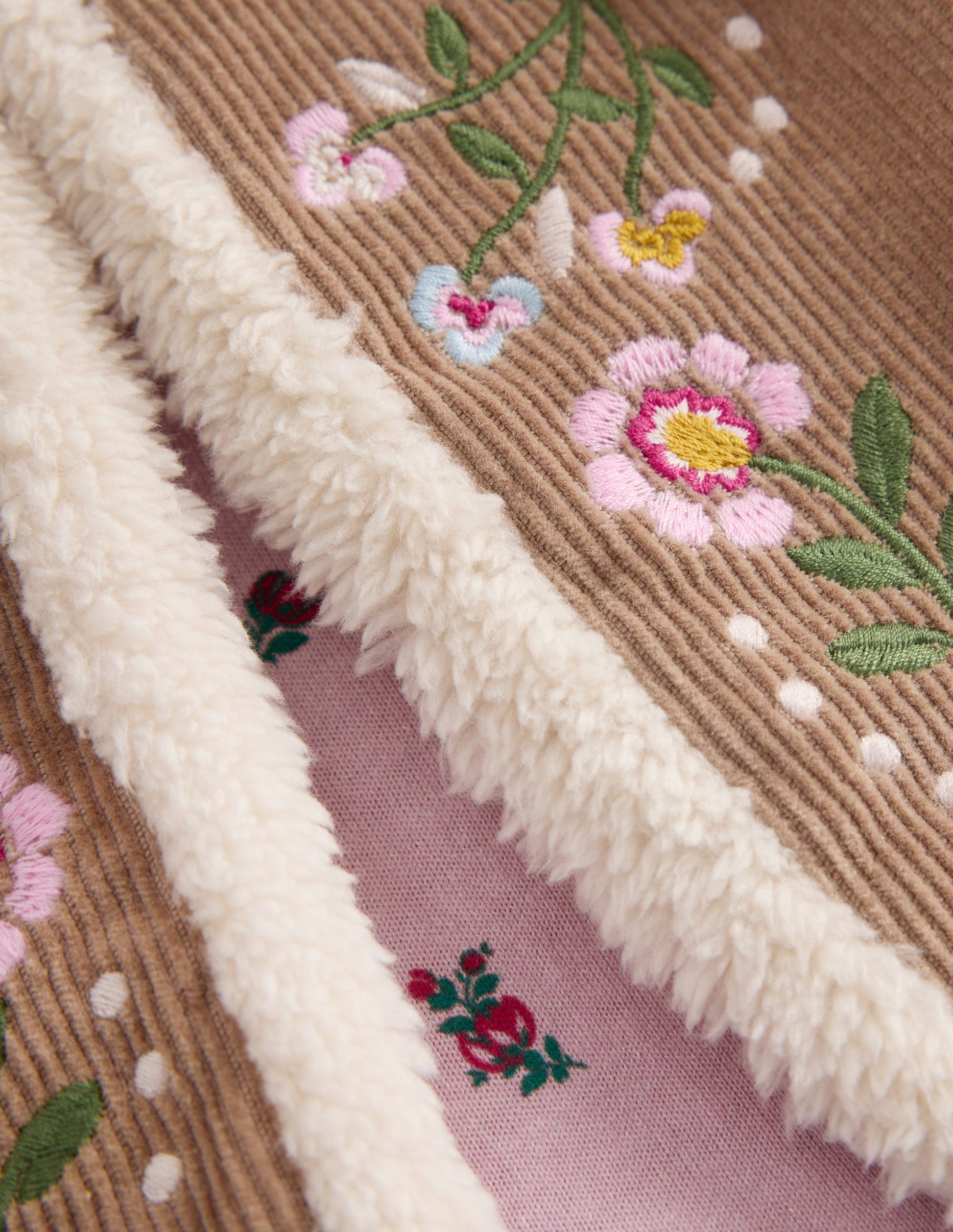 Embroidered Borg Gilet-Neutral Embroidery-8