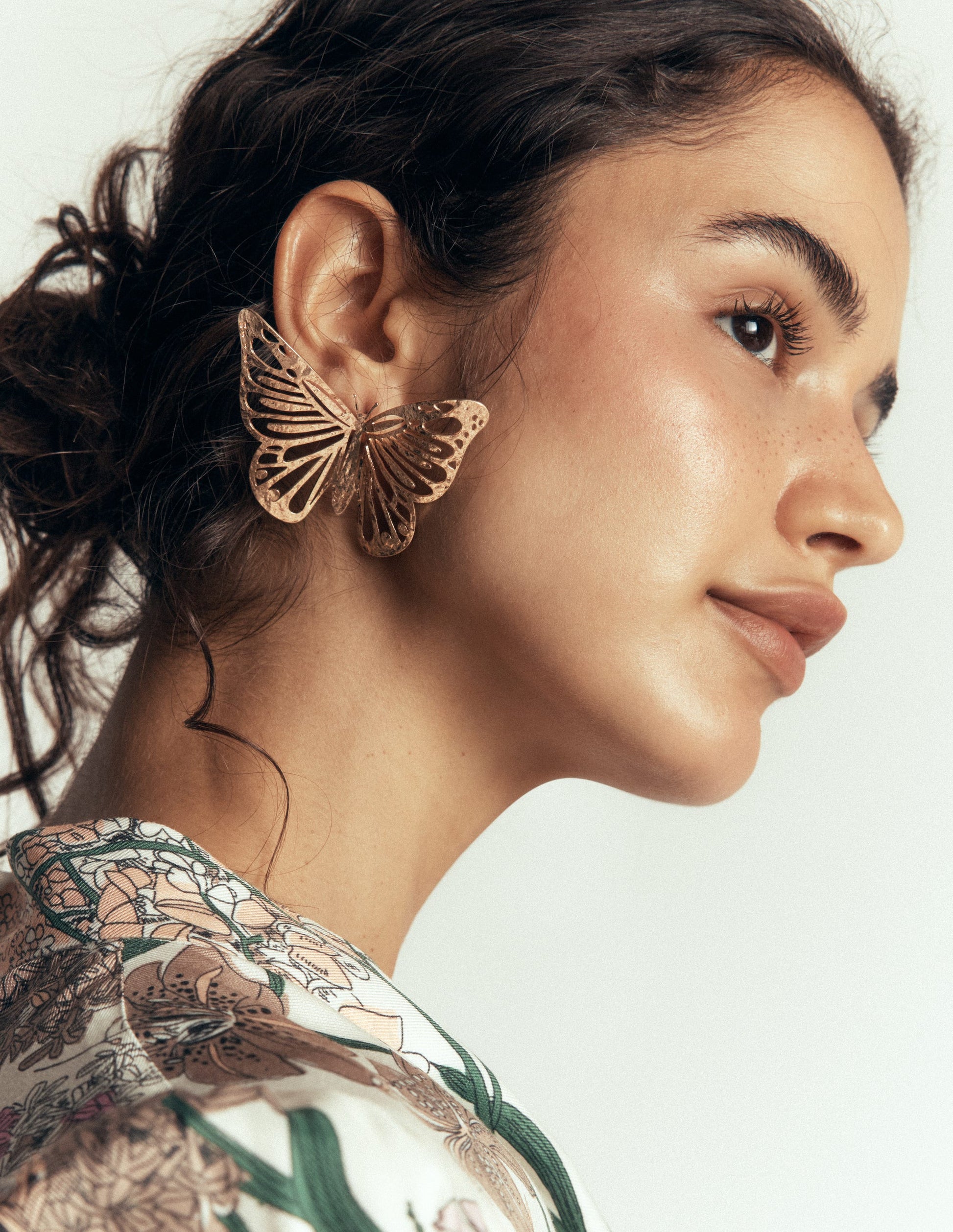 Statement Hammered Studs-Butterfly-1