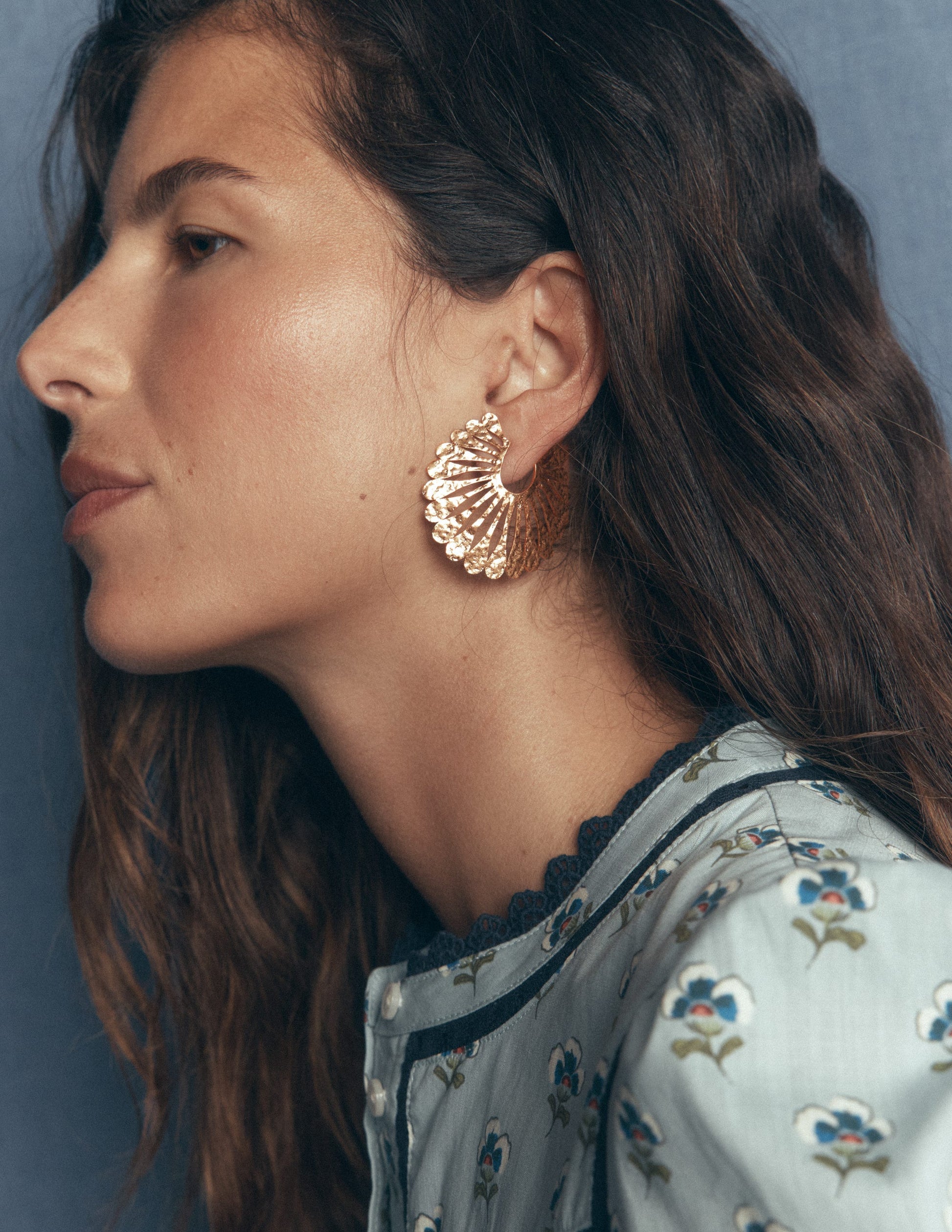 Statement Hammered Studs-Hoop-1