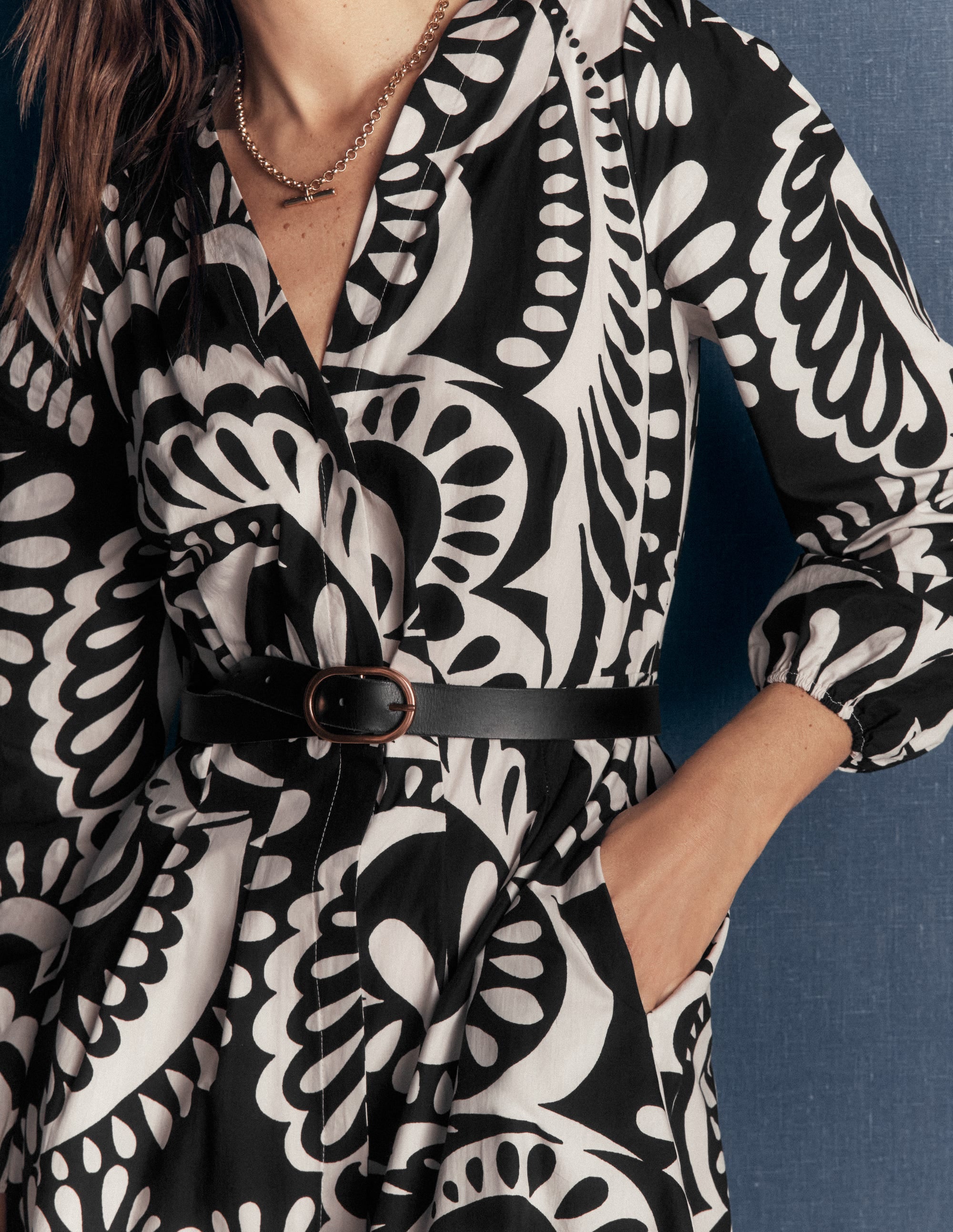Nicola Cotton Midi Dress-Black, Flourishing Medley - Image 2