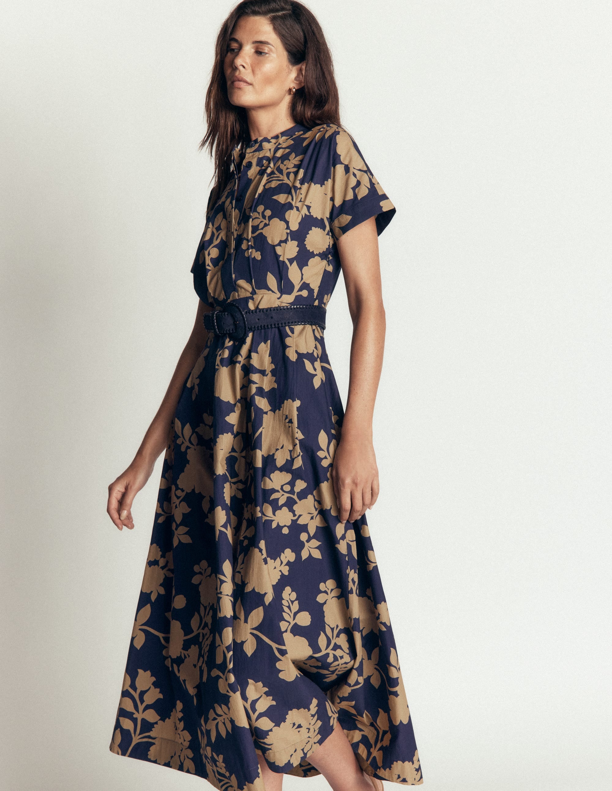Grown On Sleeve Midi Dress-French Navy, Bouquet Breeze - Image 4