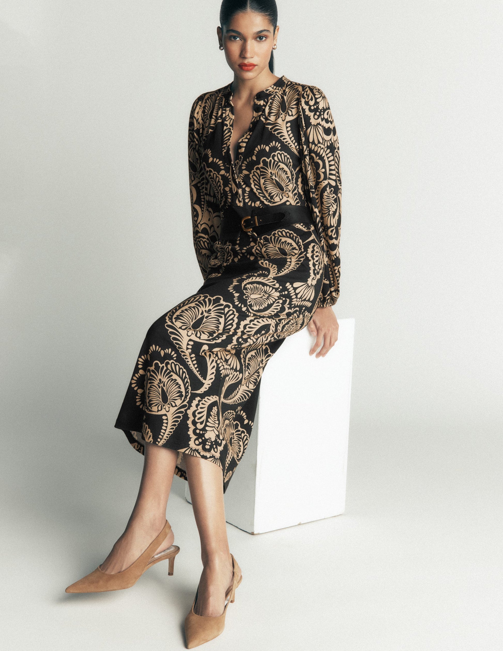 Eli Belted Jersey Midi Dress-Black, Flourishing Medley-2