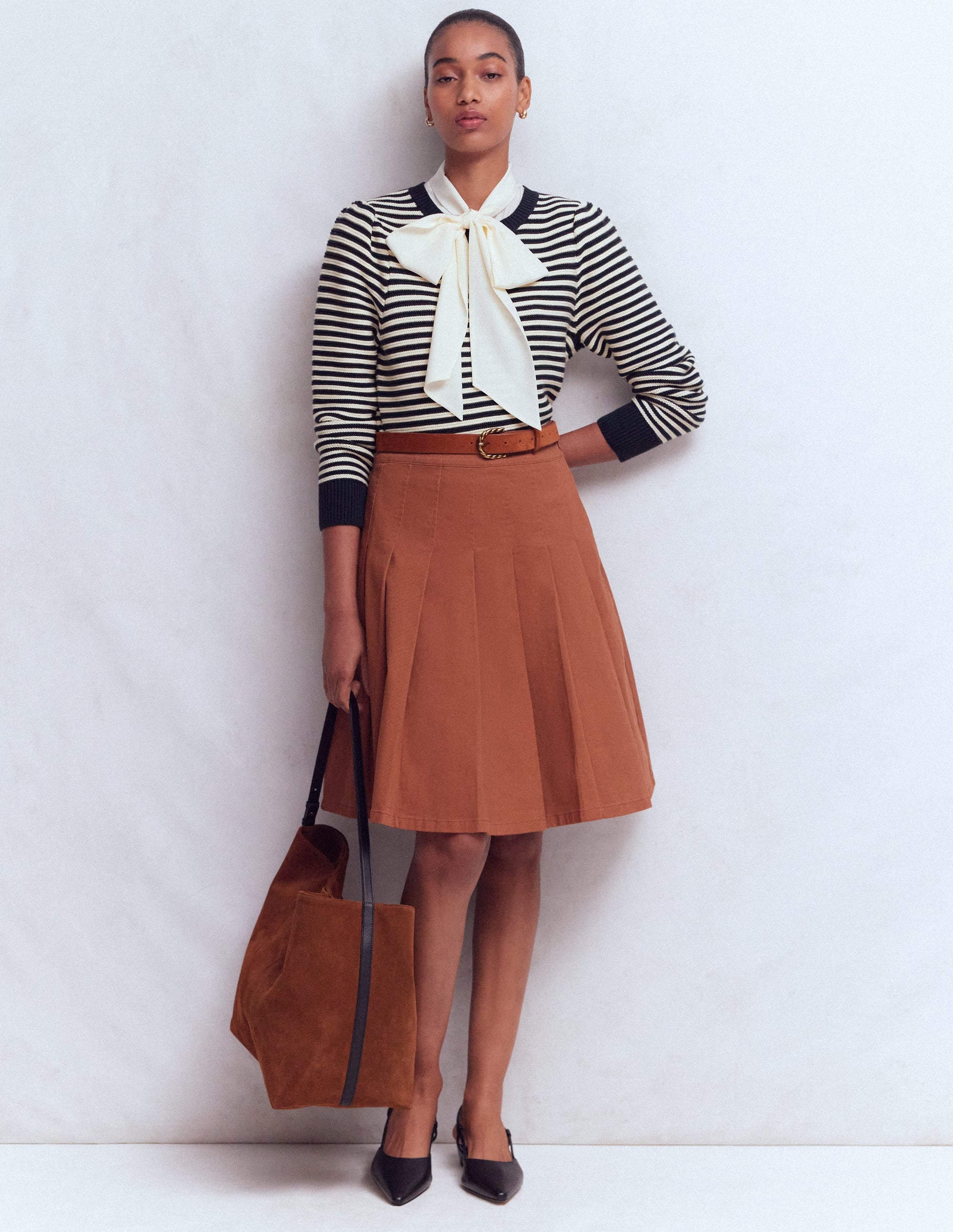 Textured Stitch Jumper-Navy, Ivory - Image 5