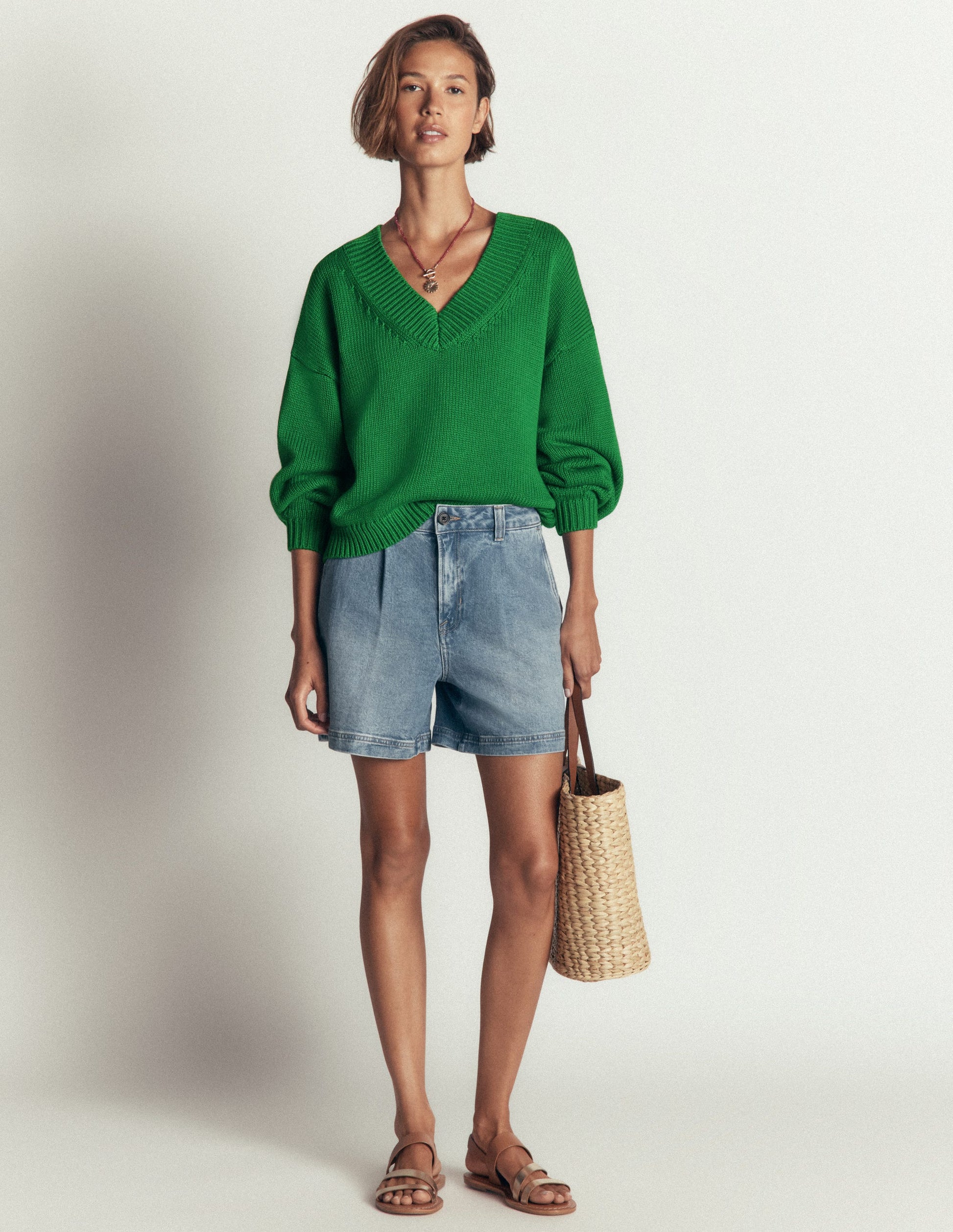 Lucy Cotton V-neck Jumper-Highland Green-6