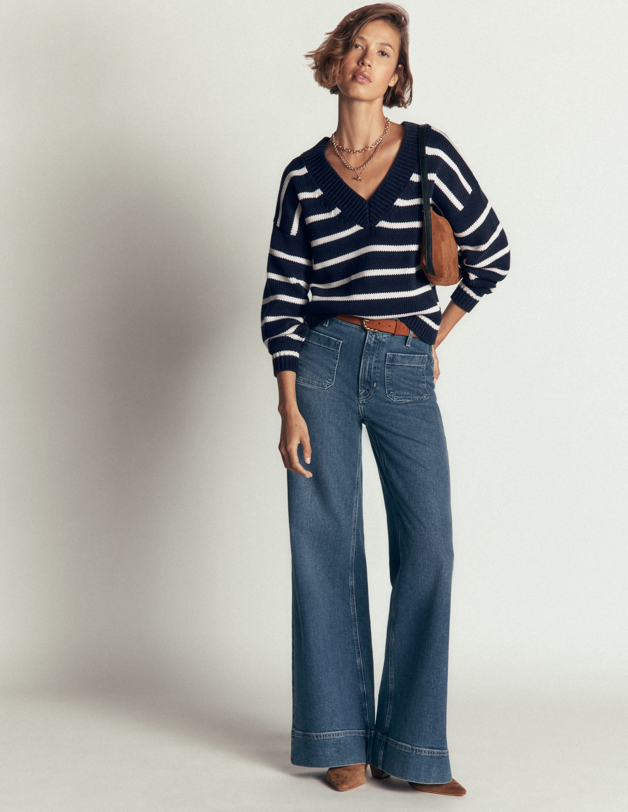 Lucy Cotton V-neck Jumper-Navy, Ivory - Image 4